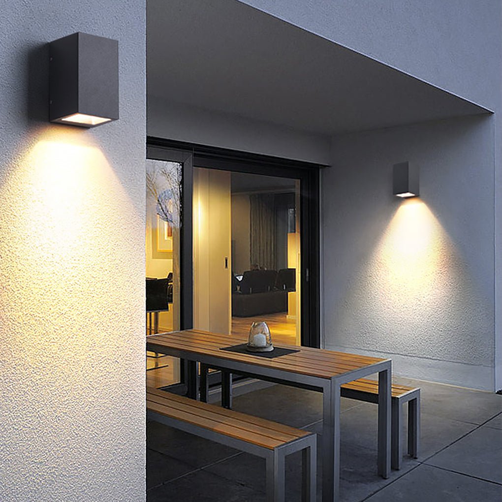 Noosa Up-Down Outdoor Wall Light — IP65 Aluminium, COB or Six-Light